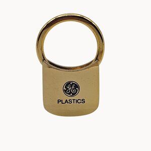 General Electric Plastics / Barlow Gold-Toned Locking Key Chain Accessory Holder
